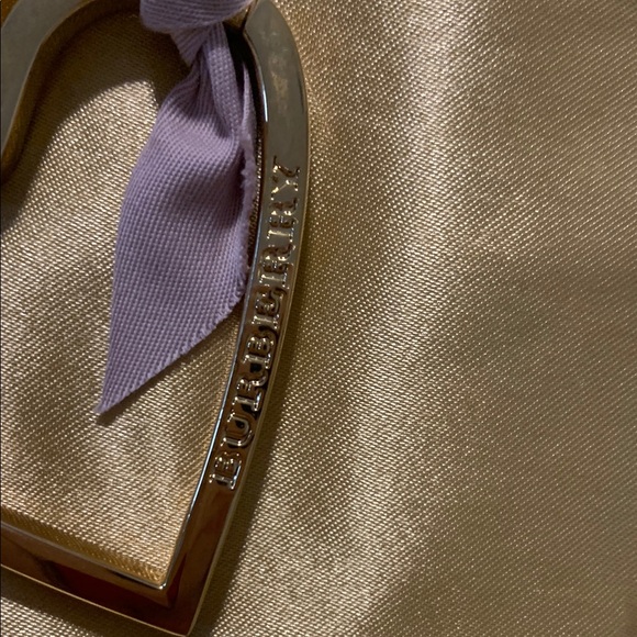 Burberry Gold Heart Keychain wit Ribbon